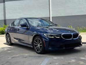 BMW 3 Series 330i Sedan RWD