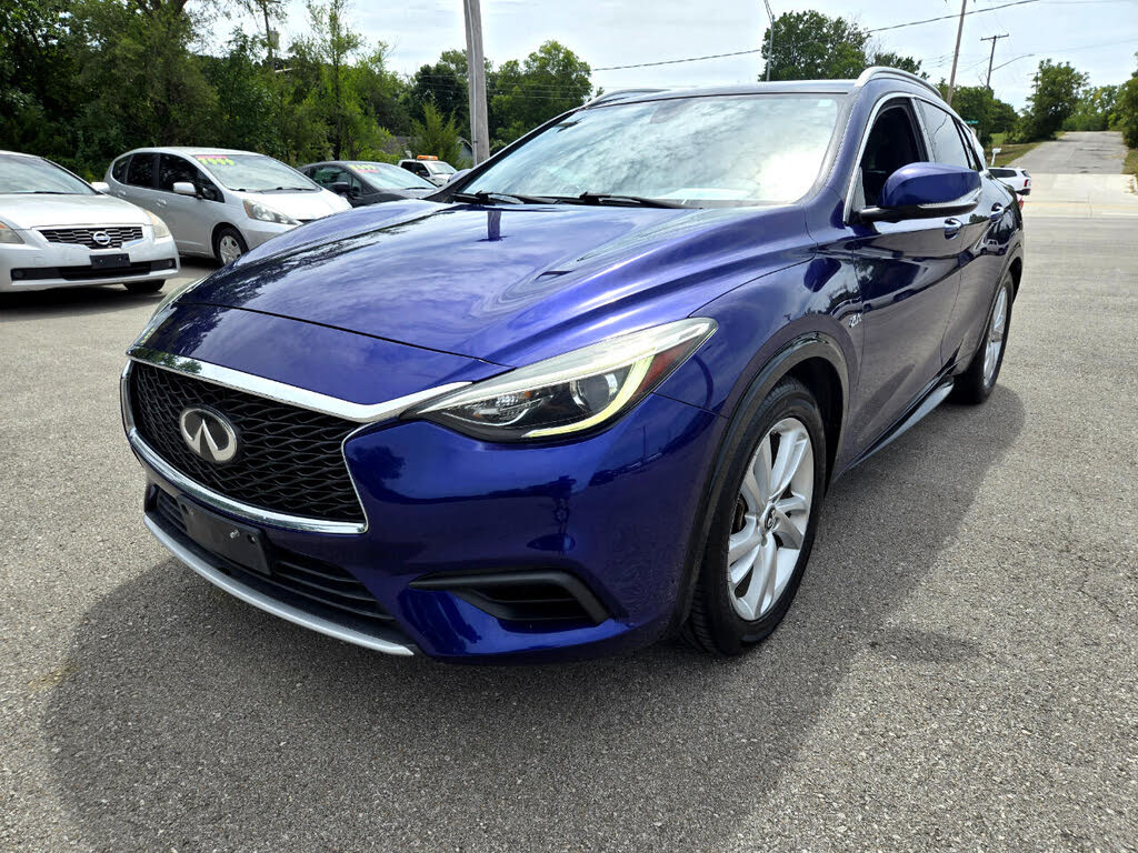 2019 INFINITI QX30 Luxe FWD
