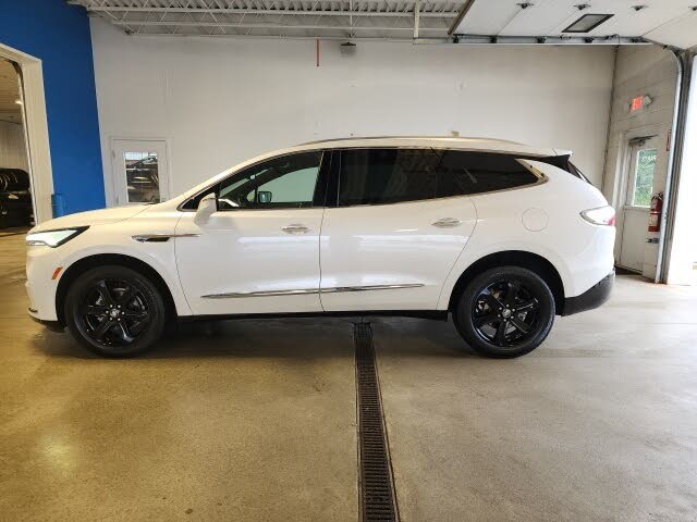 2023 Buick Enclave Essence FWD