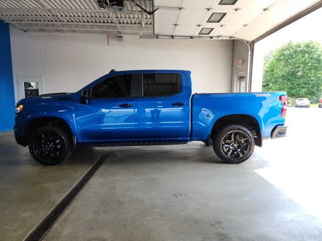 2024 Chevrolet Silverado 1500 LT Trail Boss Crew Cab 4WD