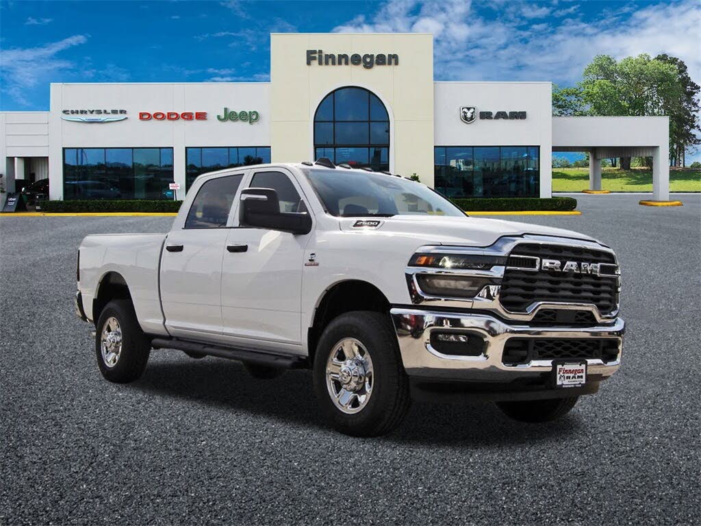 2026 RAM 2500 Tradesman Crew Cab 4WD
