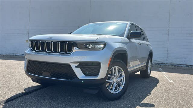 2025 Jeep Grand Cherokee Laredo X 4WD