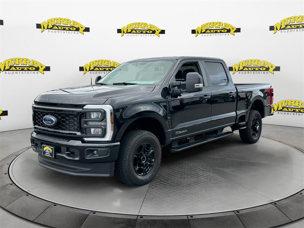 2025 Ford F-250 Super Duty XL Crew Cab 4WD