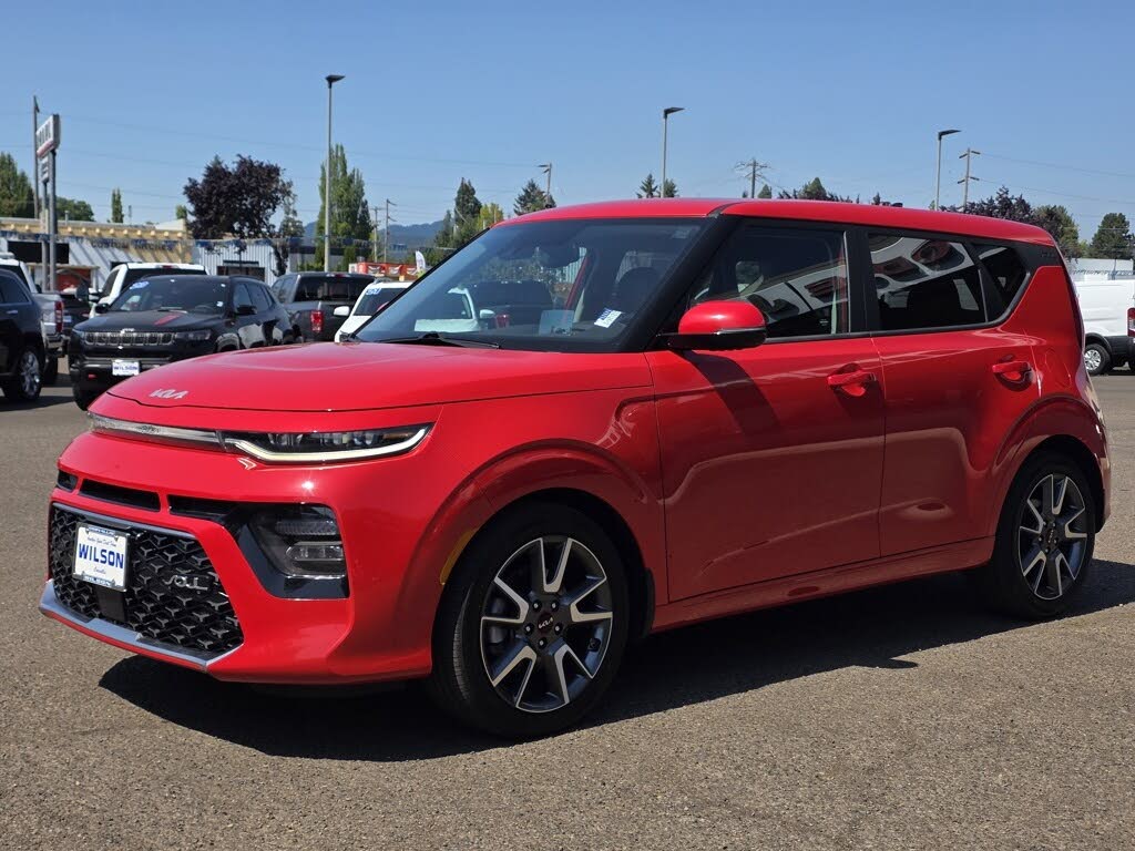 2022 Kia Soul Turbo FWD