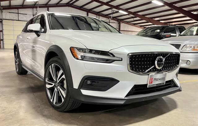 2024 Volvo V60 Cross Country B5 Plus AWD