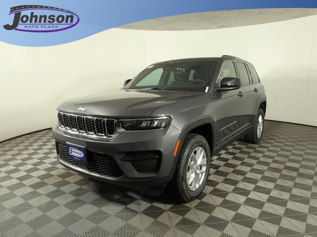 2025 Jeep Grand Cherokee Laredo X 4WD