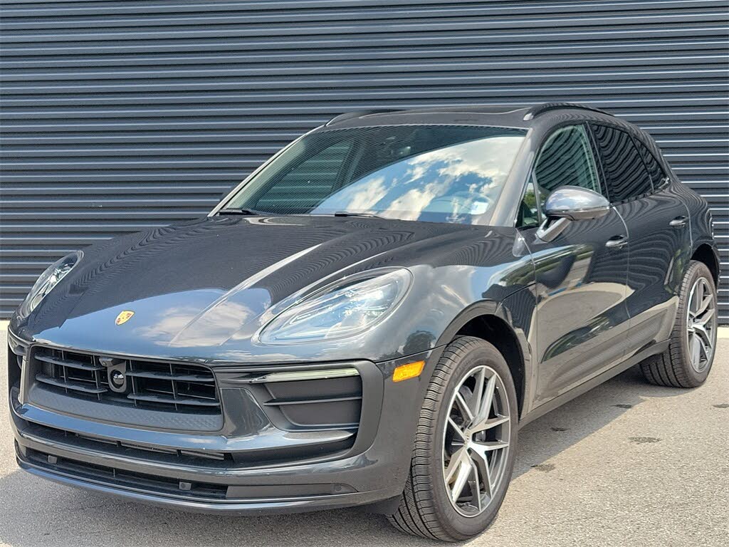 2025 Porsche Macan AWD