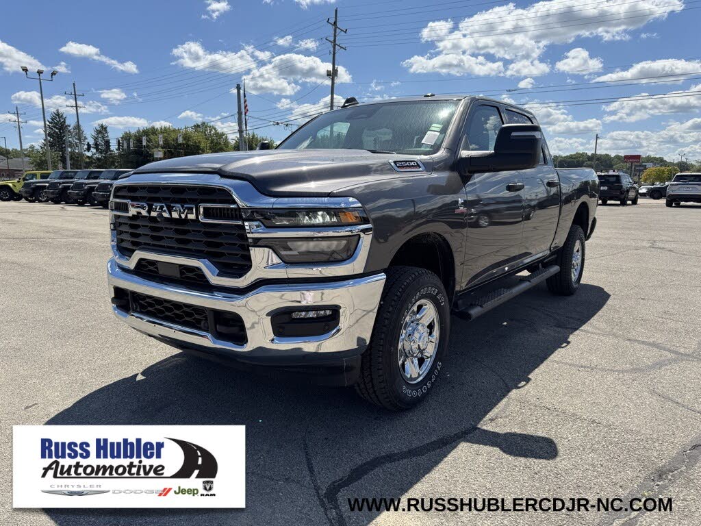 2025 RAM 2500 Tradesman Crew Cab 4WD