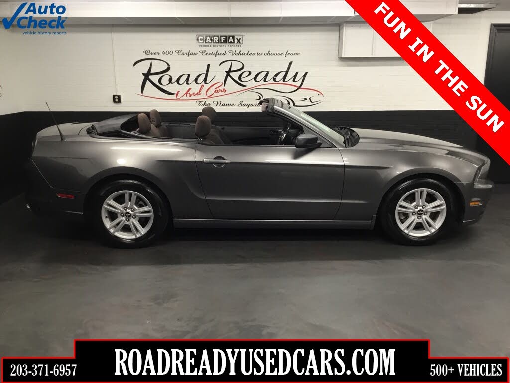 2014 Ford Mustang V6 Convertible RWD