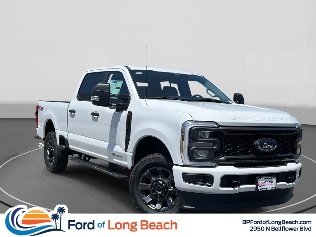 2025 Ford F-250 Super Duty XL Crew Cab 4WD