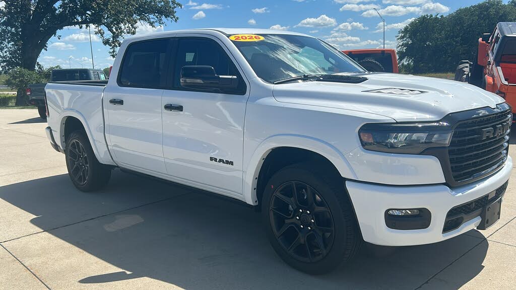 2026 RAM 1500 Laramie Crew Cab 4WD