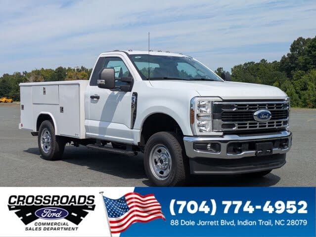 2025 Ford F-350 Super Duty Chassis XL Regular Cab 4WD