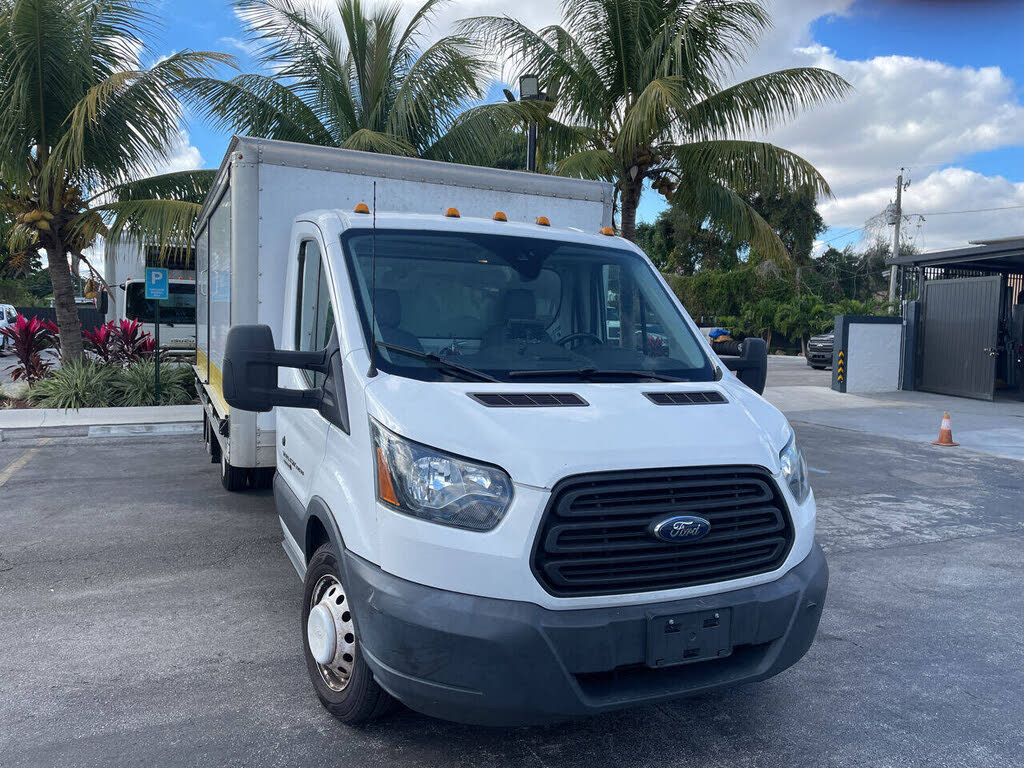 2017 Ford Transit Chassis 350 HD 10360 GVWR 138 DRW RWD