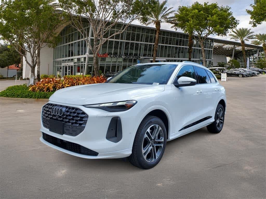 2025 Audi Q5 quattro Premium 40 TFSI