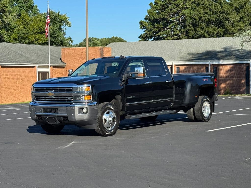 2015 Chevrolet Silverado 3500HD LTZ Crew Cab LB 4WD