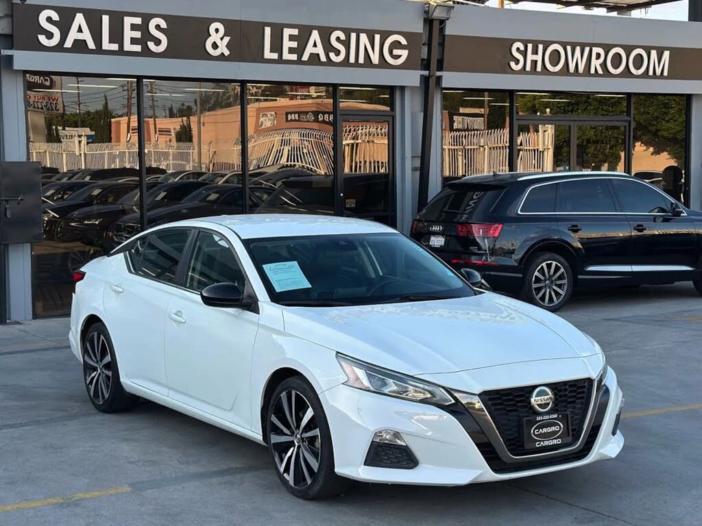 2021 Nissan Altima 2.5 SR FWD