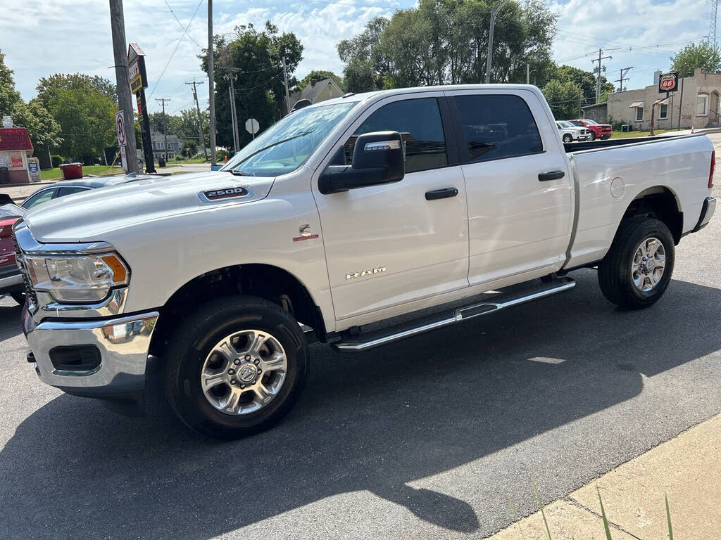 2023 RAM 2500 Big Horn Crew Cab 4WD