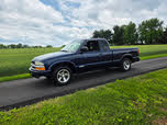 Chevrolet S-10 LS Extended Cab RWD