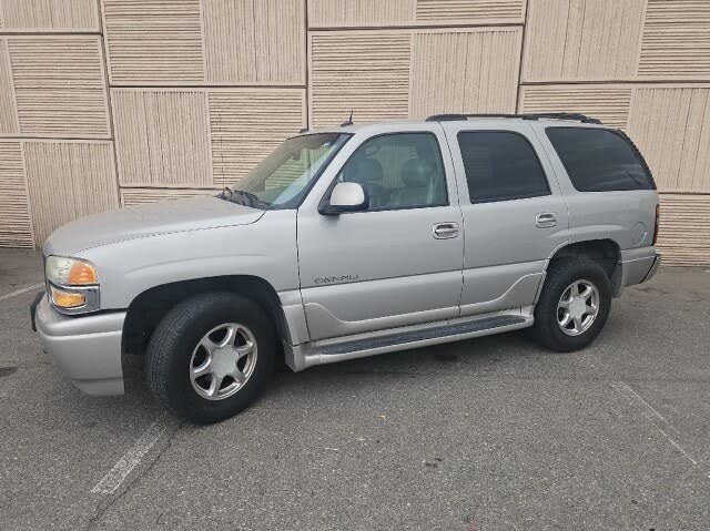 2005 GMC Yukon Denali AWD