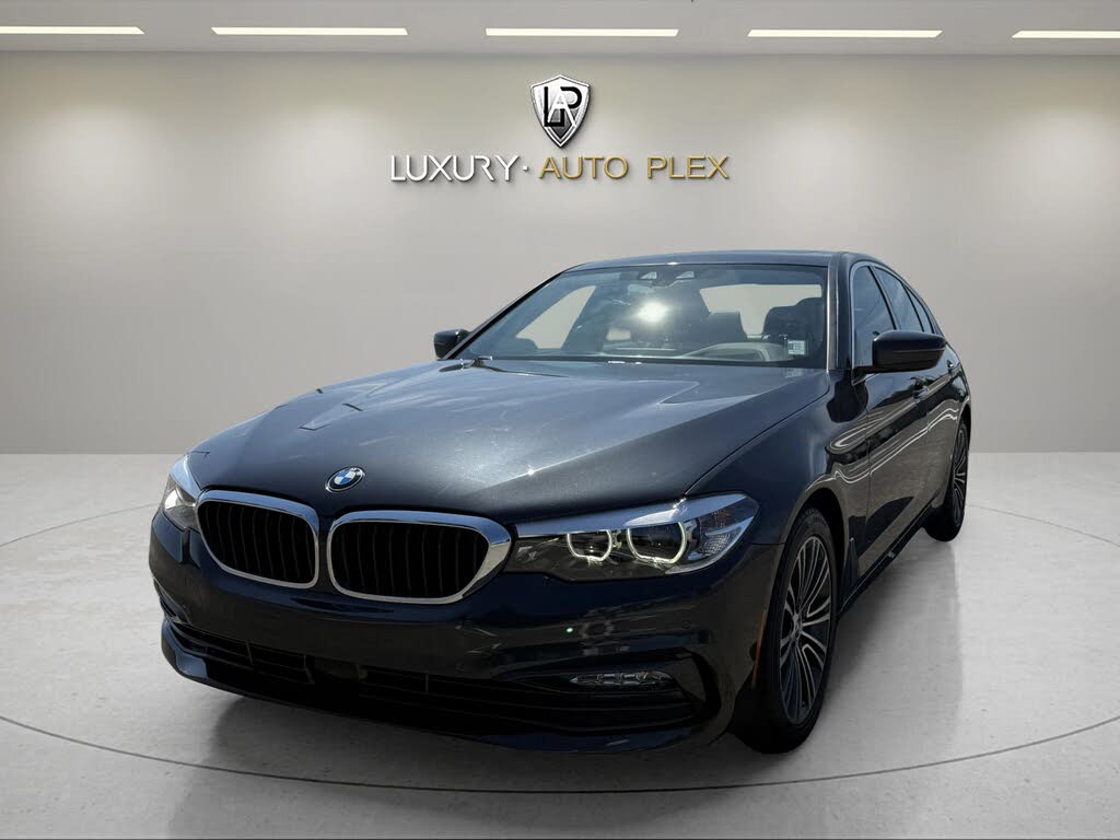 2018 BMW 5 Series 530i Sedan RWD