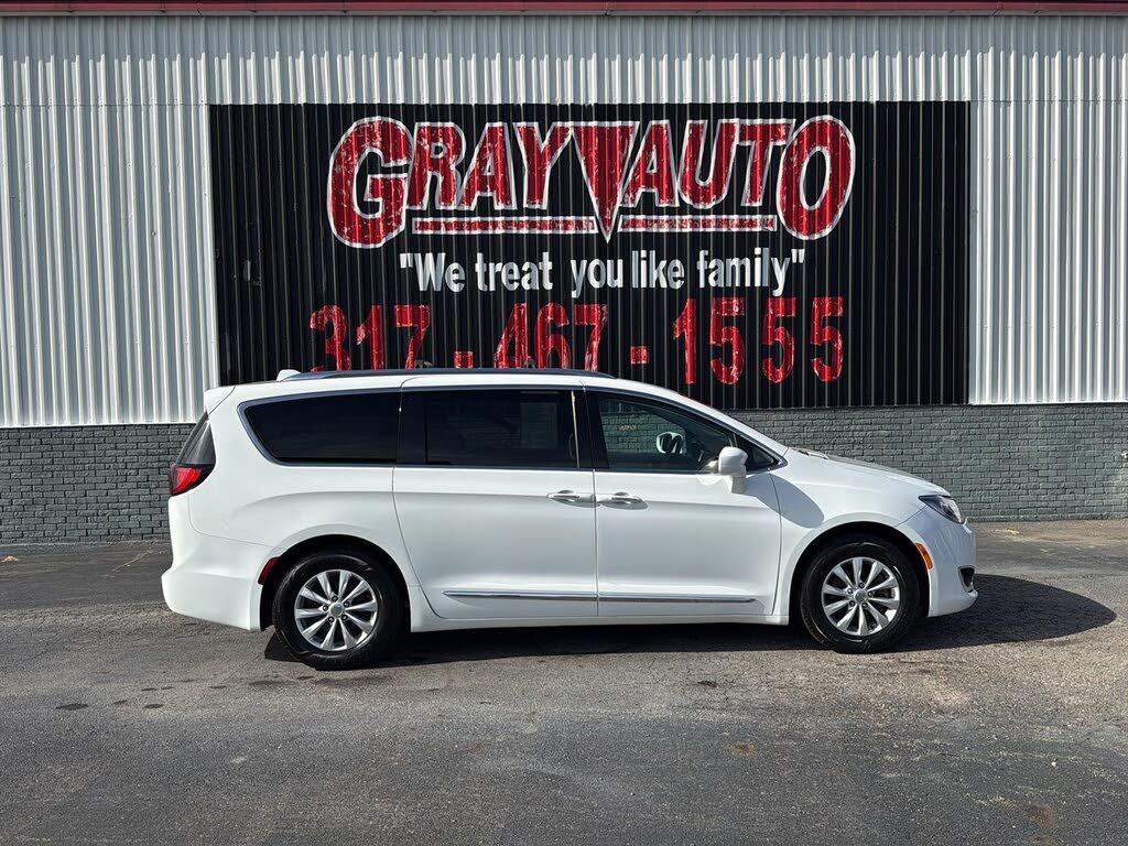 2018 Chrysler Pacifica Touring L FWD
