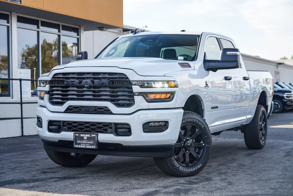 2026 RAM 2500 Big Horn Crew Cab 4WD