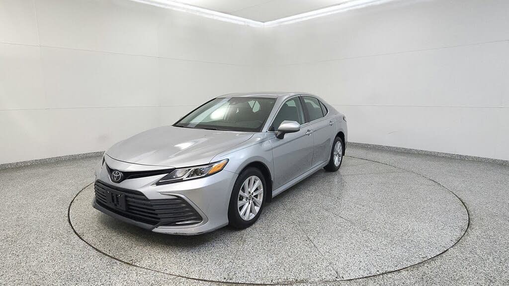 2022 Toyota Camry LE AWD