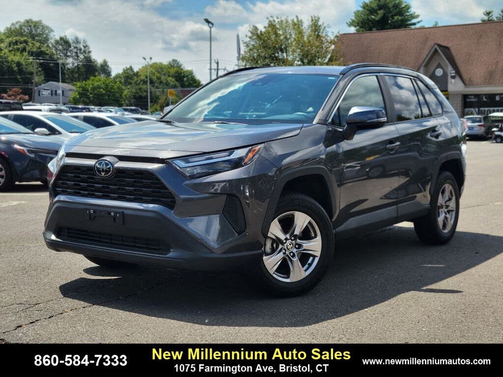 2022 Toyota RAV4 XLE AWD