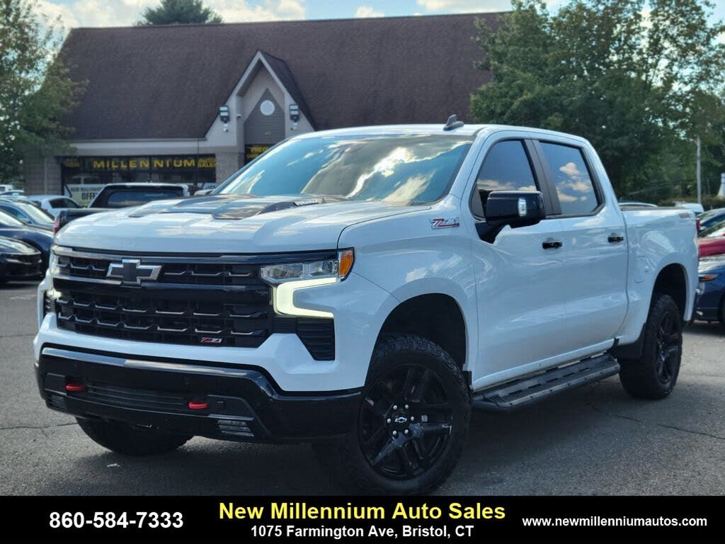 2024 Chevrolet Silverado 1500 LT Trail Boss Crew Cab 4WD