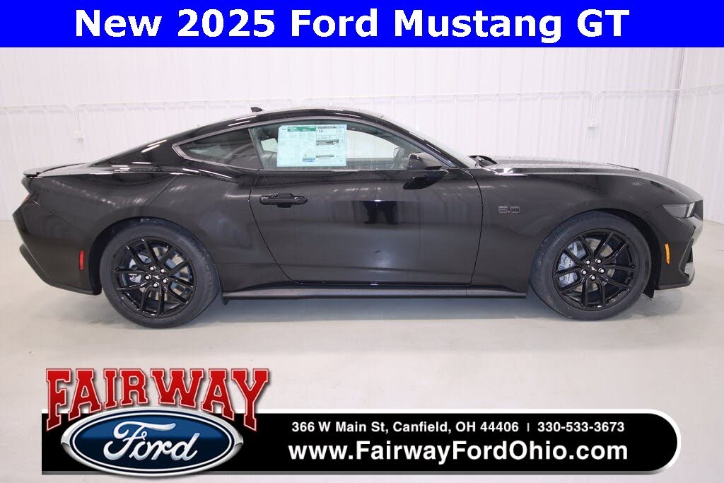 2025 Ford Mustang GT Fastback RWD