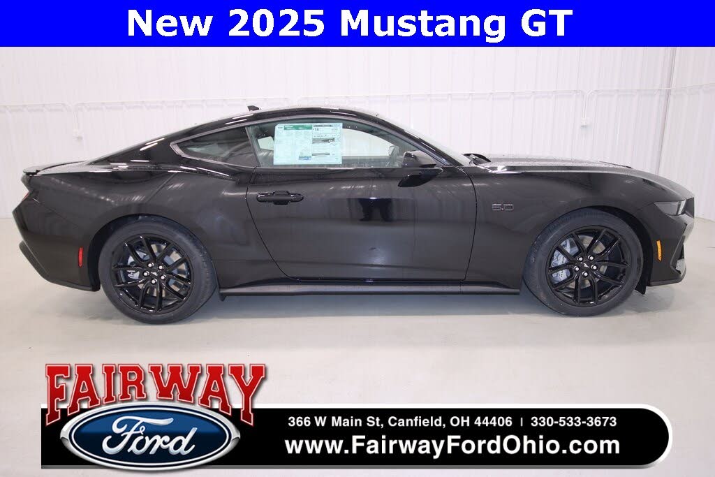 2025 Ford Mustang GT Fastback RWD