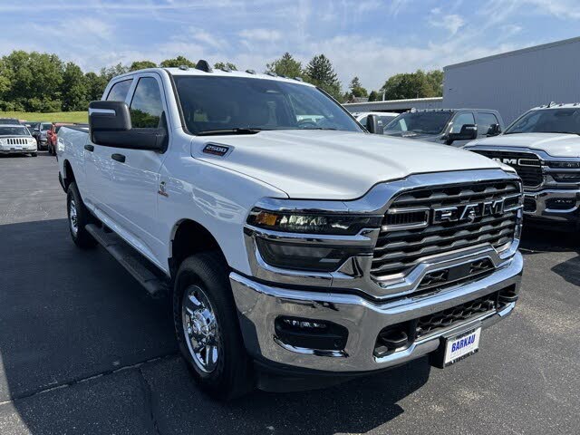 2026 RAM 2500 Tradesman Crew Cab 4WD