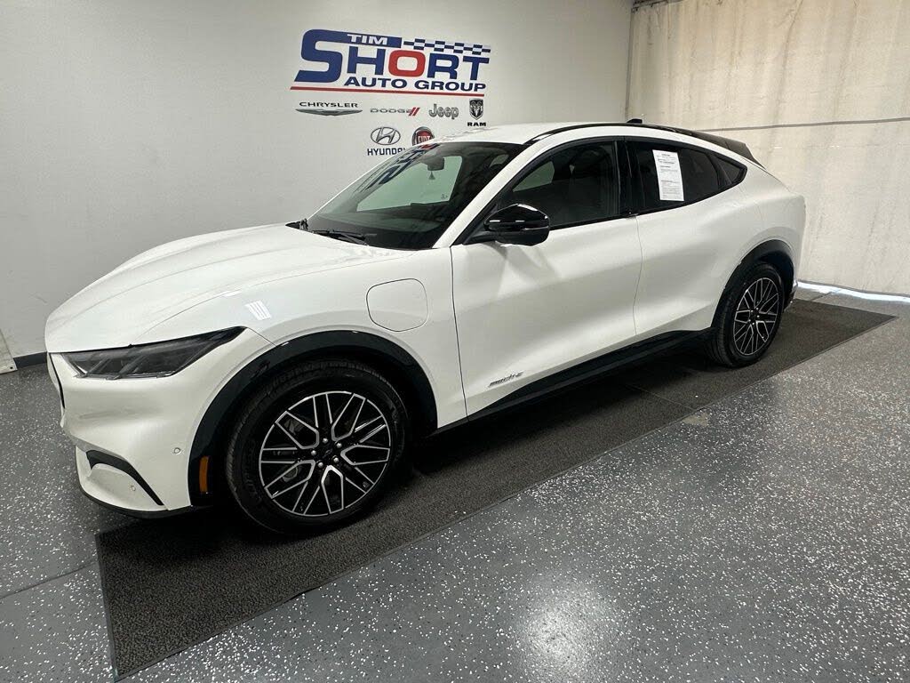 2024 Ford Mustang Mach-E Premium RWD