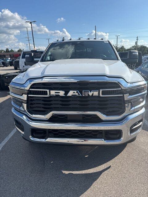 2025 RAM 2500 Tradesman Crew Cab 4WD