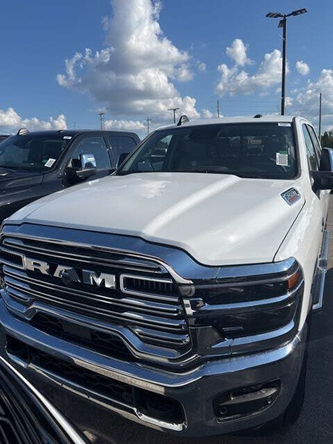 2025 RAM 2500 Laramie Crew Cab 4WD