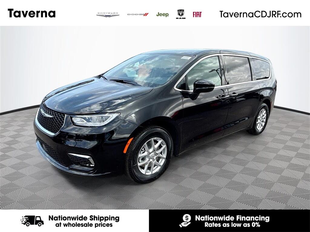 2026 Chrysler Pacifica Select FWD