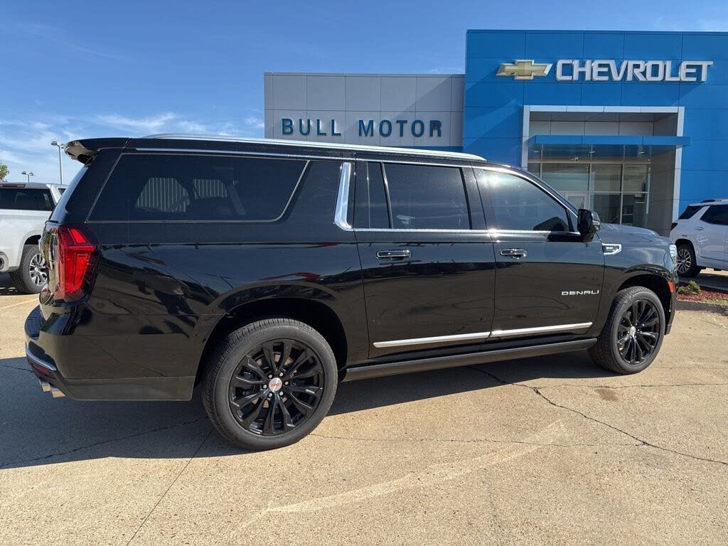 2023 GMC Yukon XL Denali 4WD