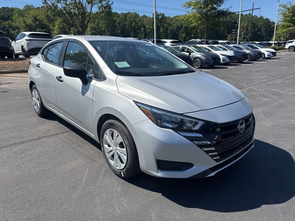 2025 Nissan Versa S FWD