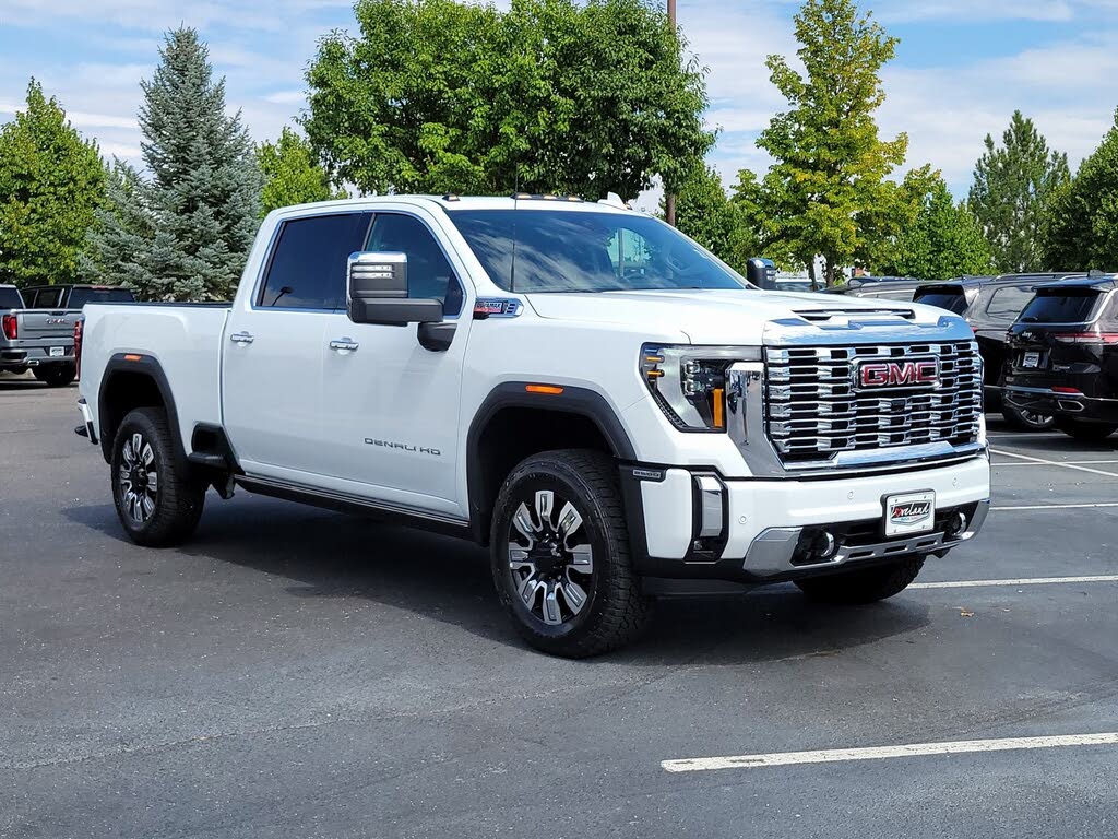 2026 GMC Sierra 2500HD Denali Crew Cab 4WD