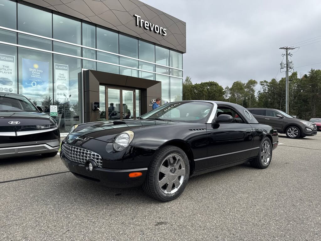 2002 Ford Thunderbird Deluxe RWD