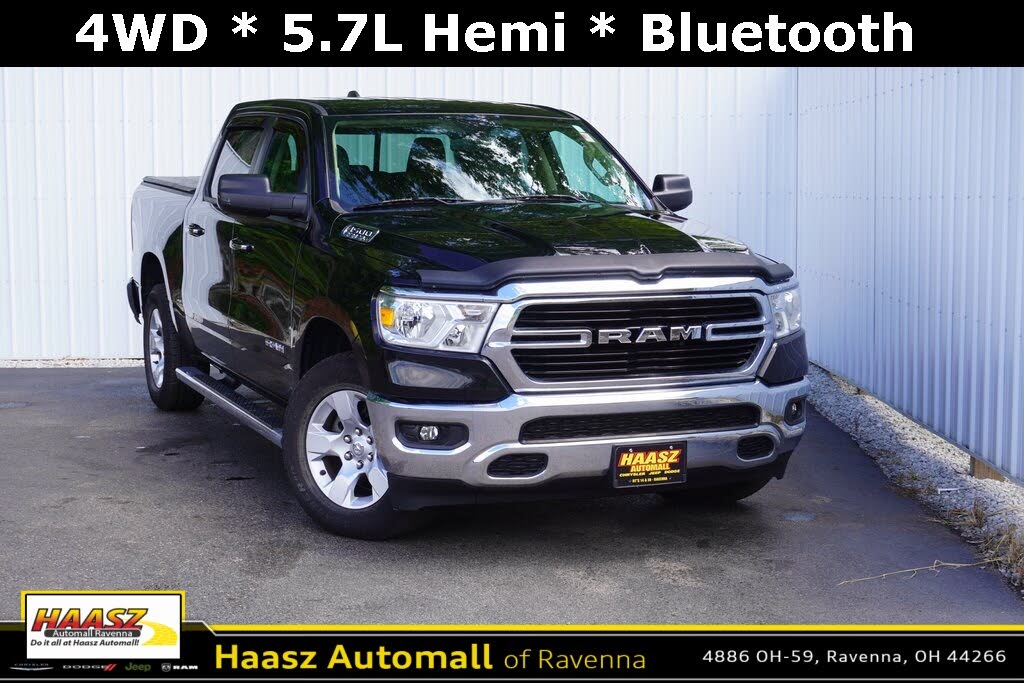 2020 RAM 1500 Big Horn Crew Cab 4WD