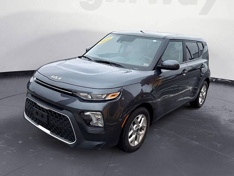 2022 Kia Soul S FWD