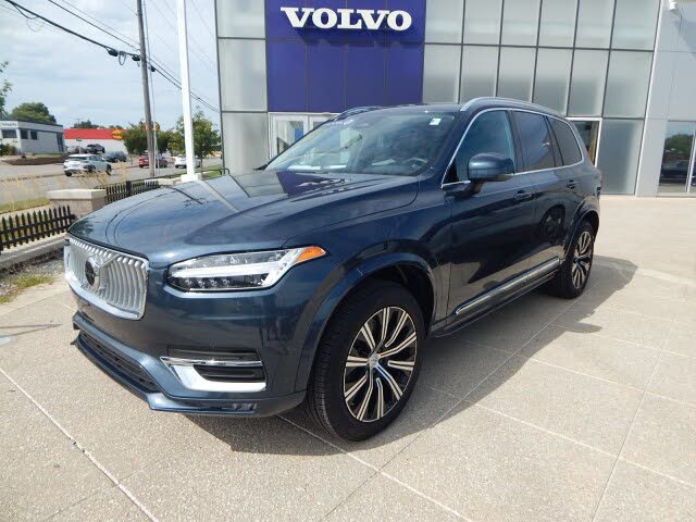 2025 Volvo XC90 B5 Core Bright Theme AWD