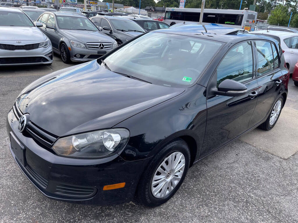 2013 Volkswagen Golf FWD