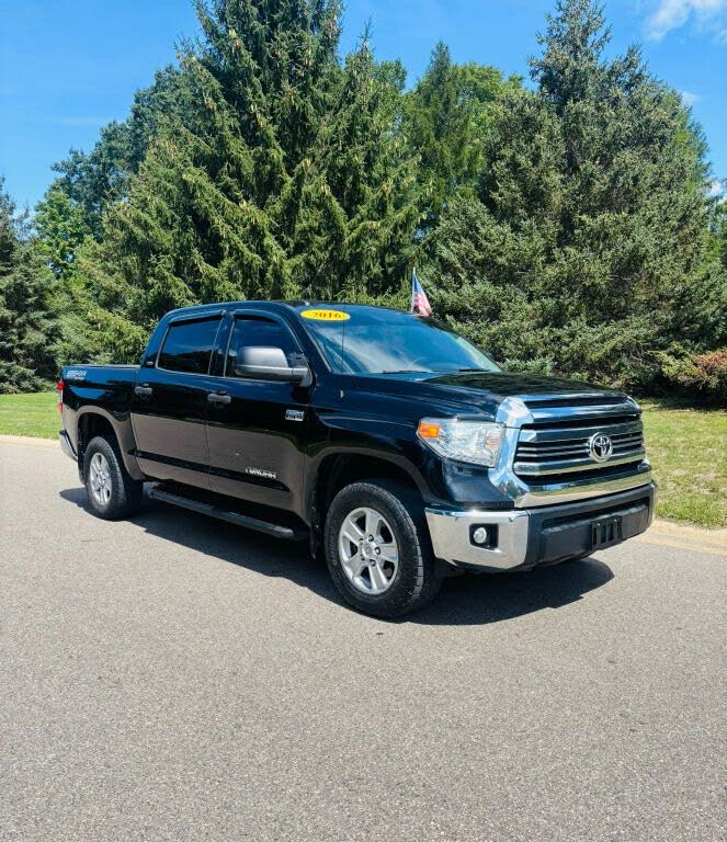 2016 Toyota Tundra SR5 CrewMax 5.7L 4WD