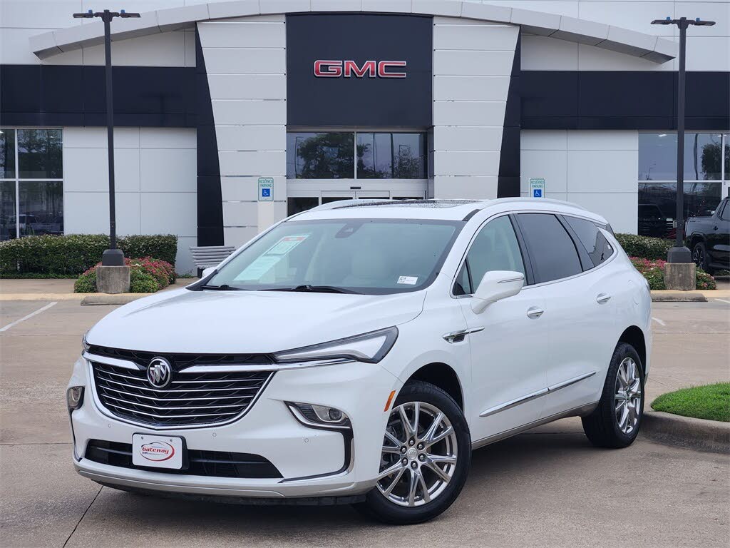 2022 Buick Enclave Essence FWD