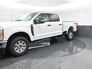 Ford F-250 Super Duty XLT Crew Cab 4WD