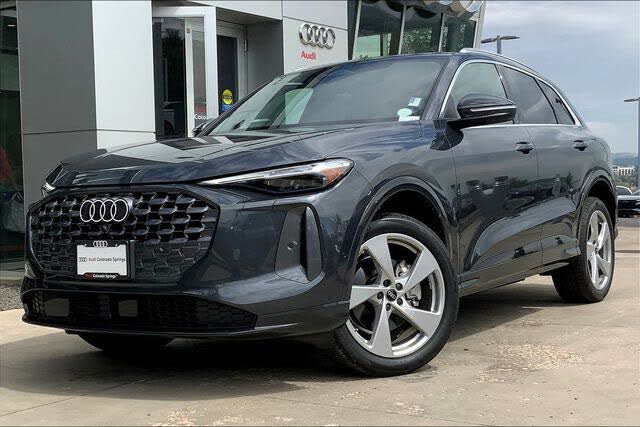 2025 Audi Q5 quattro Premium Plus 40 TFSI