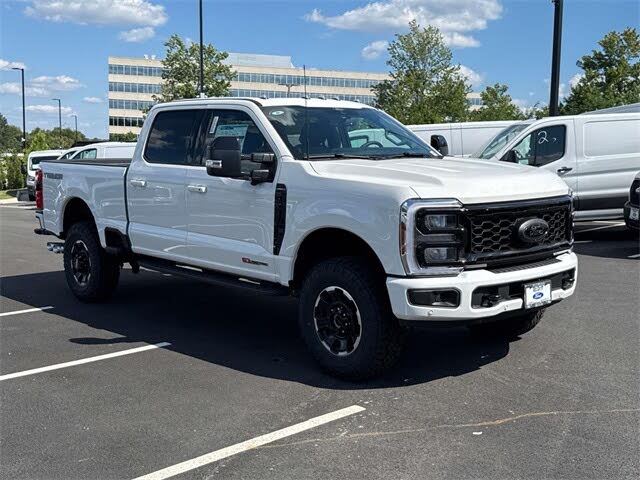 2025 Ford F-350 Super Duty Lariat Crew Cab 4WD