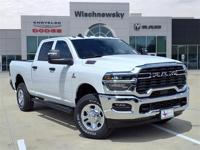 2025 RAM 2500 Tradesman Crew Cab 4WD